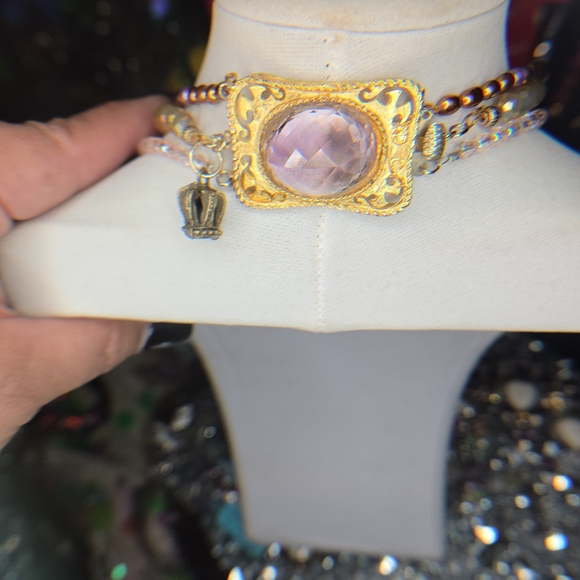 ARTISAN TRIPLE THREAT AMETHYST, PEARL & VINTAGE CRYSTAL STATEMENT NECKLACE - Picture 8 of 9